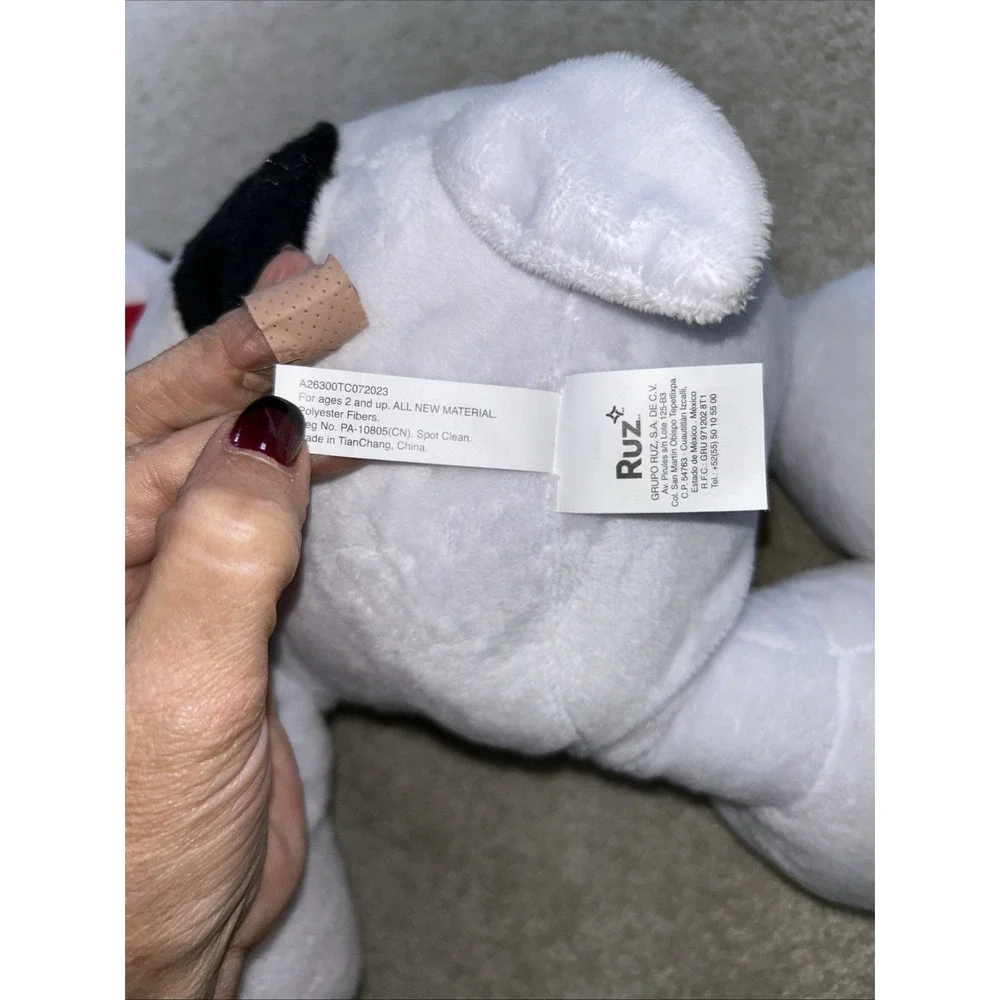Peanuts Snoopy Valentine's Day Plush. Red Bow Tie wings Rutz 14